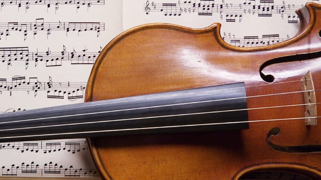 Cómo tocar más afinado el violín