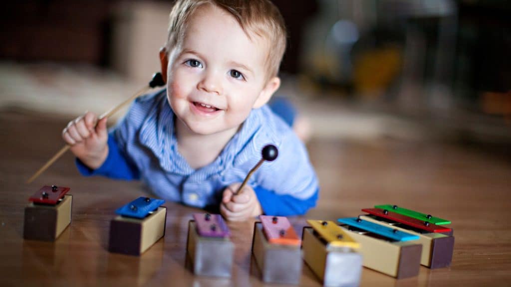 ¿Cual es la importancia de la musica para un niño?