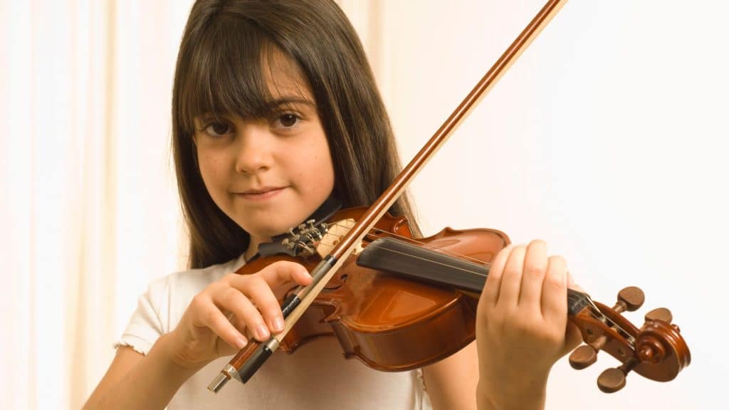 Cómo tocar el violín más afinado